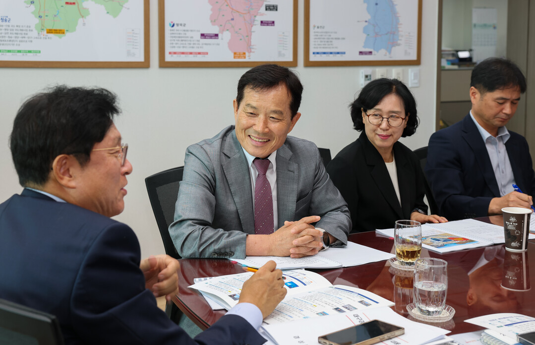 의성군 지역 현안사업 국비 확보 위해 국회 방문2.jpeg