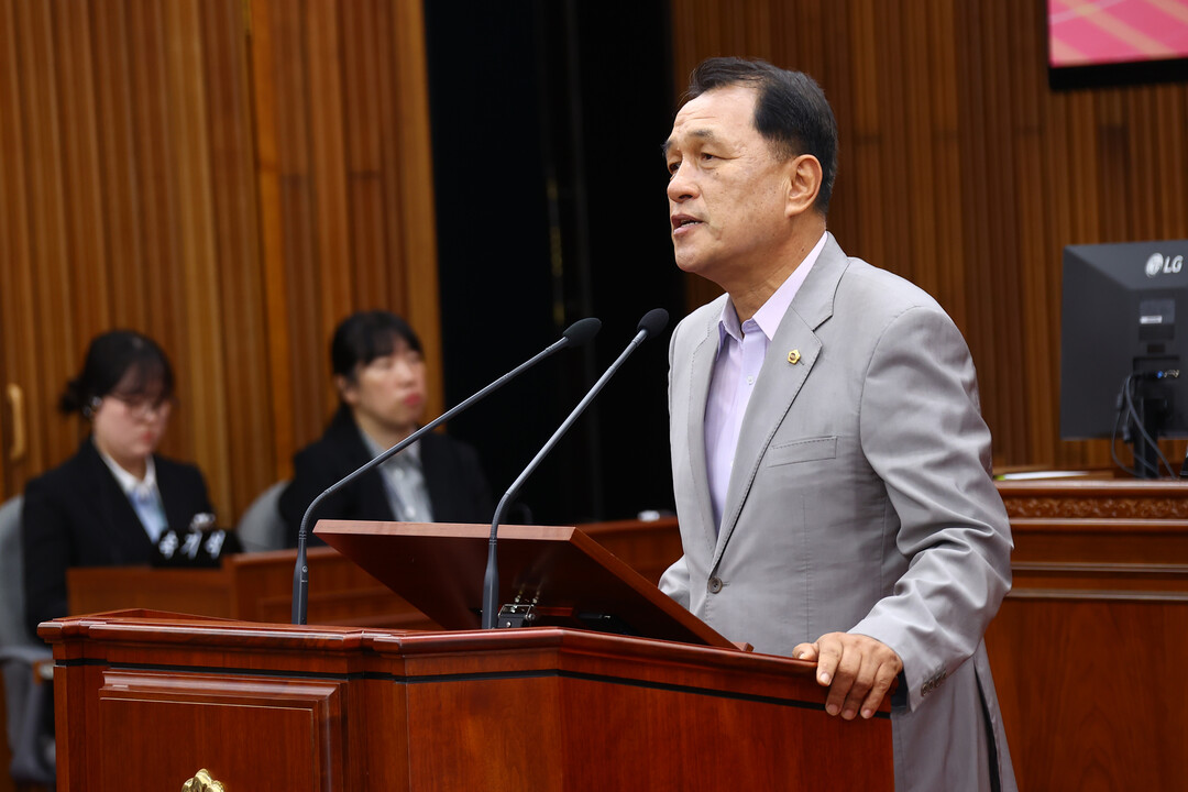 이한영 의원이 5분 자유발언을 하고 있다(강원도의회 제공)