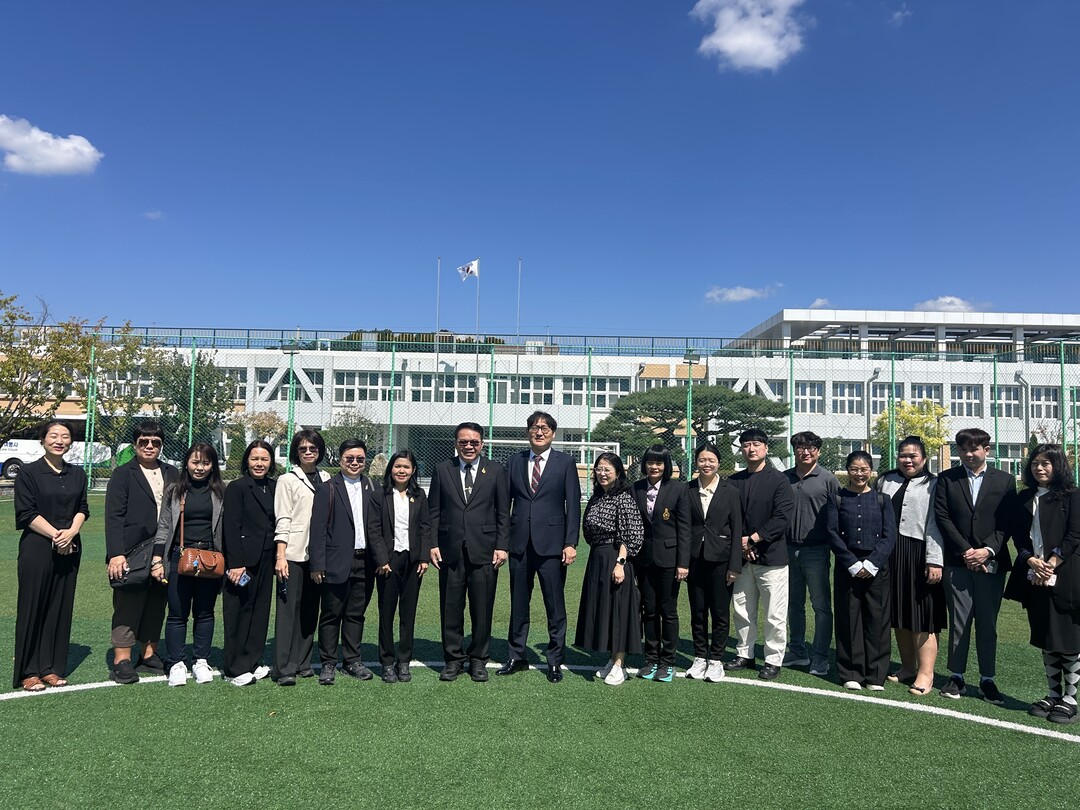 태국 교육부 고위 대표단, 부산소마고 찾아 K-AI 교육 벤치마킹하기 위해 지난 16일 학교를 방문했다.부산교육청 제공