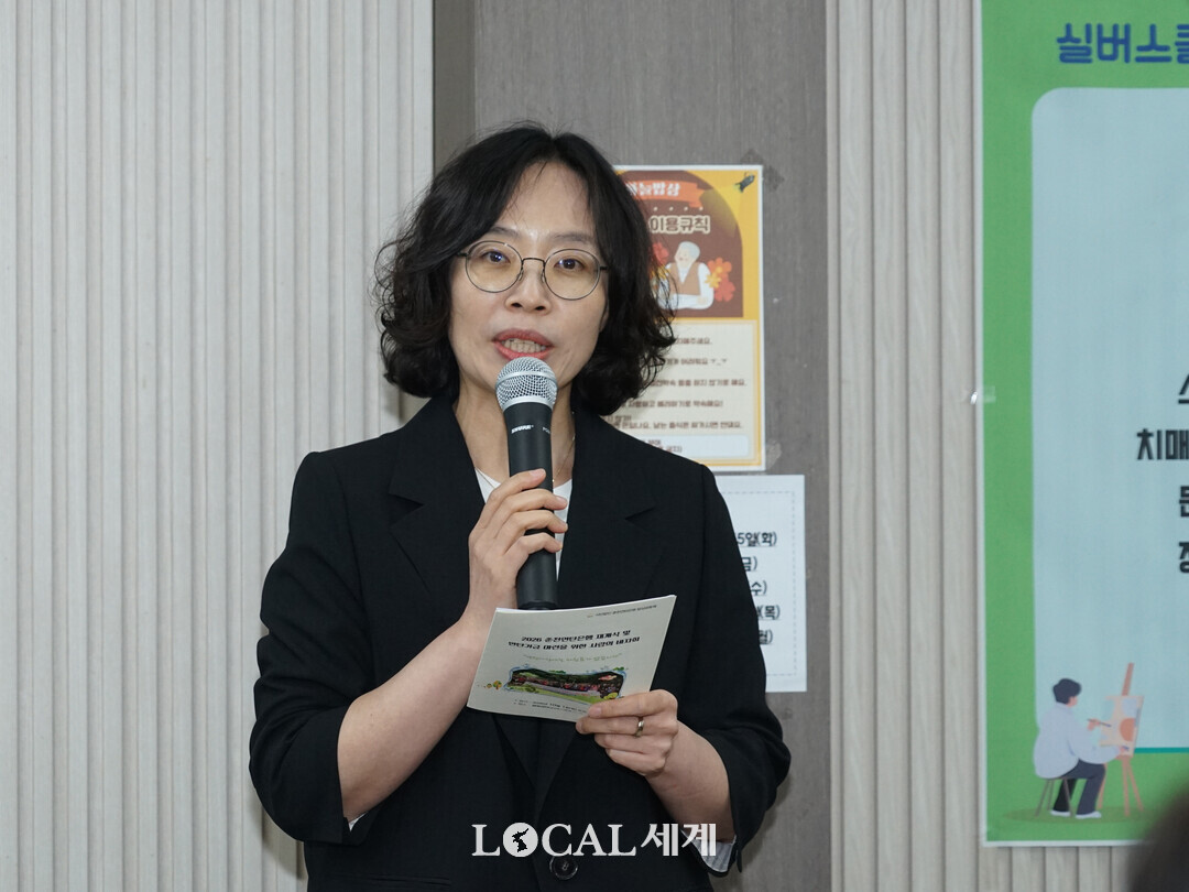 하태화 관장이  &lsquo;2026 춘천연탄은행 재개식 및 연탄기금 마련을 위한 사랑의 바자회&rsquo;에서 축사를 하고 있다