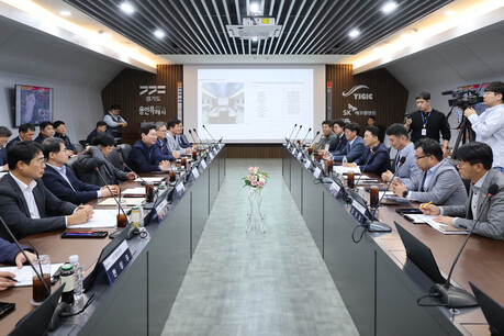 이상일 용인시장, 함평군 대표단과 SK하이닉스 용인 반도체클러스터 현장 찾아 반도체 산단 조성 선진 사례 공유