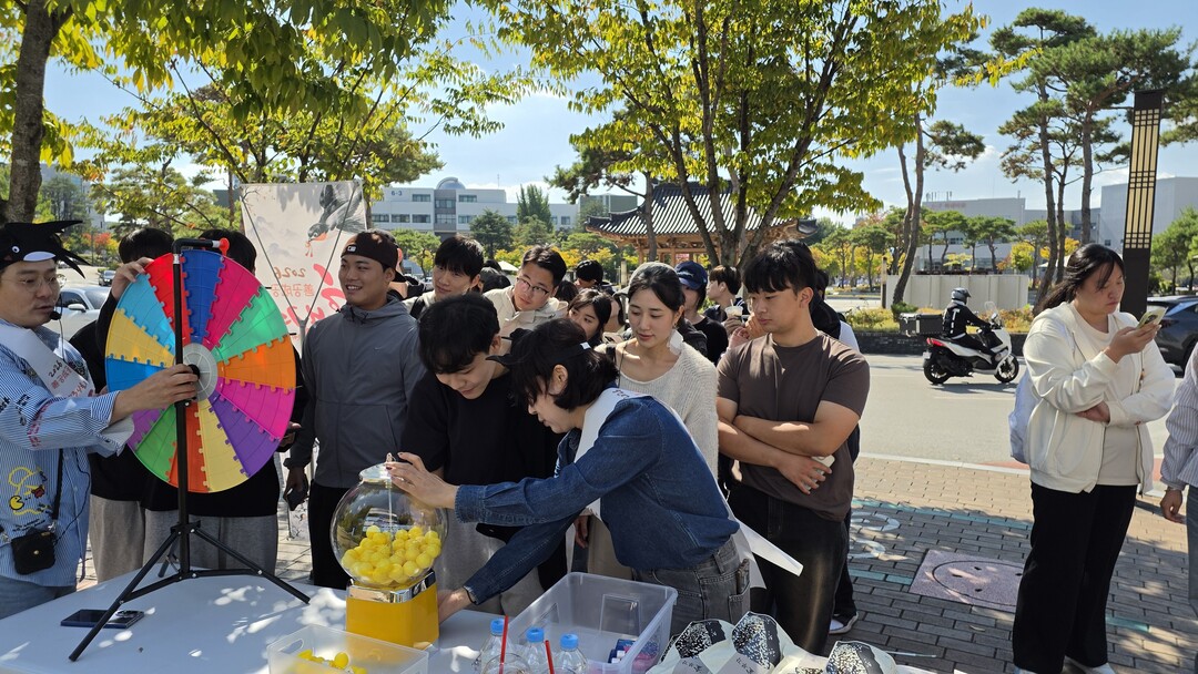 남원시 주요거점 찾아 제34회 흥부제 릴레이 홍보. 남원시 제공