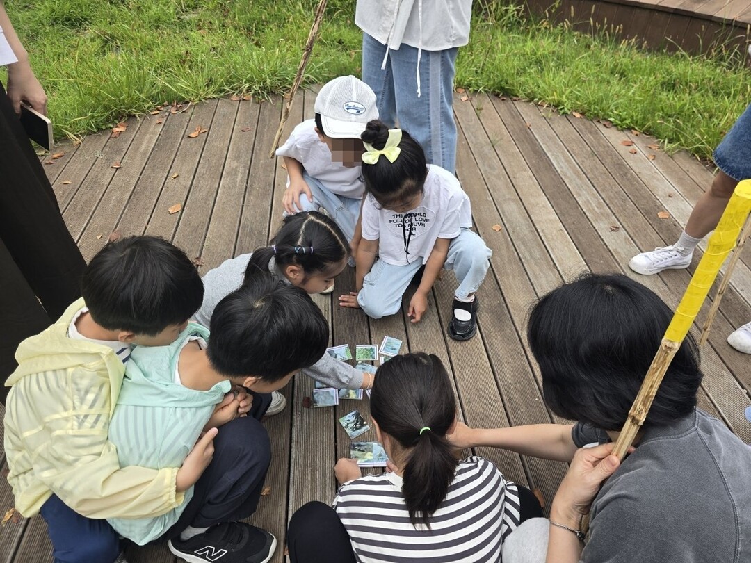 용인특례시 기후변화체험교육센터 환경교육프로그램 2종이 기후부 &rsquo;우수 환경교육프로그램&lsquo;으로 지정됐다. 사진은 이번에 우수 환경교육프로그램으로 재정된 
